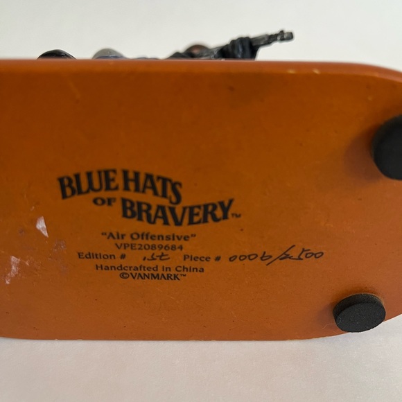 Vanmark Blue Hats Of Bravery / Air Offensive / Helicopter Police / 0006 - 2500 - Picture 4 of 8